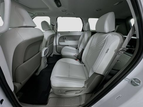 New 2026 Hyundai Palisade SEL Premium FWD image 17