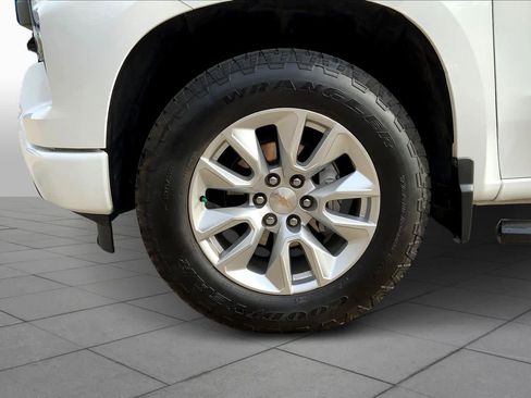Used 2024 Chevrolet Silverado 1500 Custom image 20