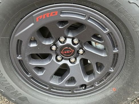 New 2025 Nissan Frontier PRO-4X image 9