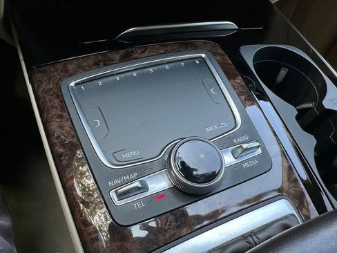 Used 2018 Audi Q7 3.0T Prestige image 34