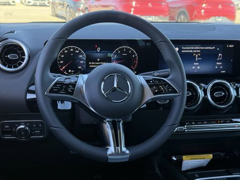 New 2026 Mercedes-Benz GLA 250 GLA 250 image 24