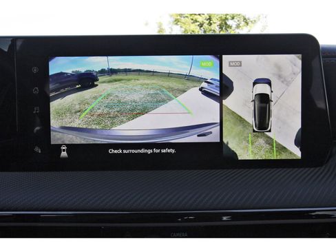 Certified 2025 Nissan Kicks SR image 24