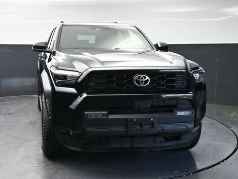 Used 2025 Toyota 4Runner TRD Off-Road AWD/4WD image 2