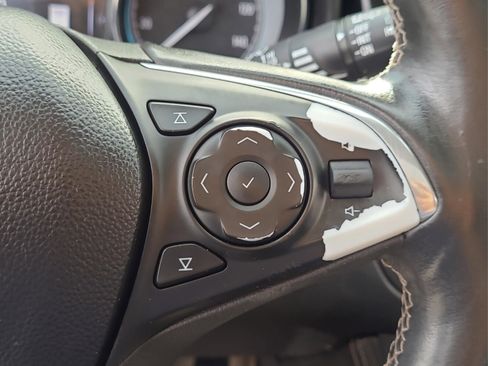 Used 2017 Buick Envision Essence image 23