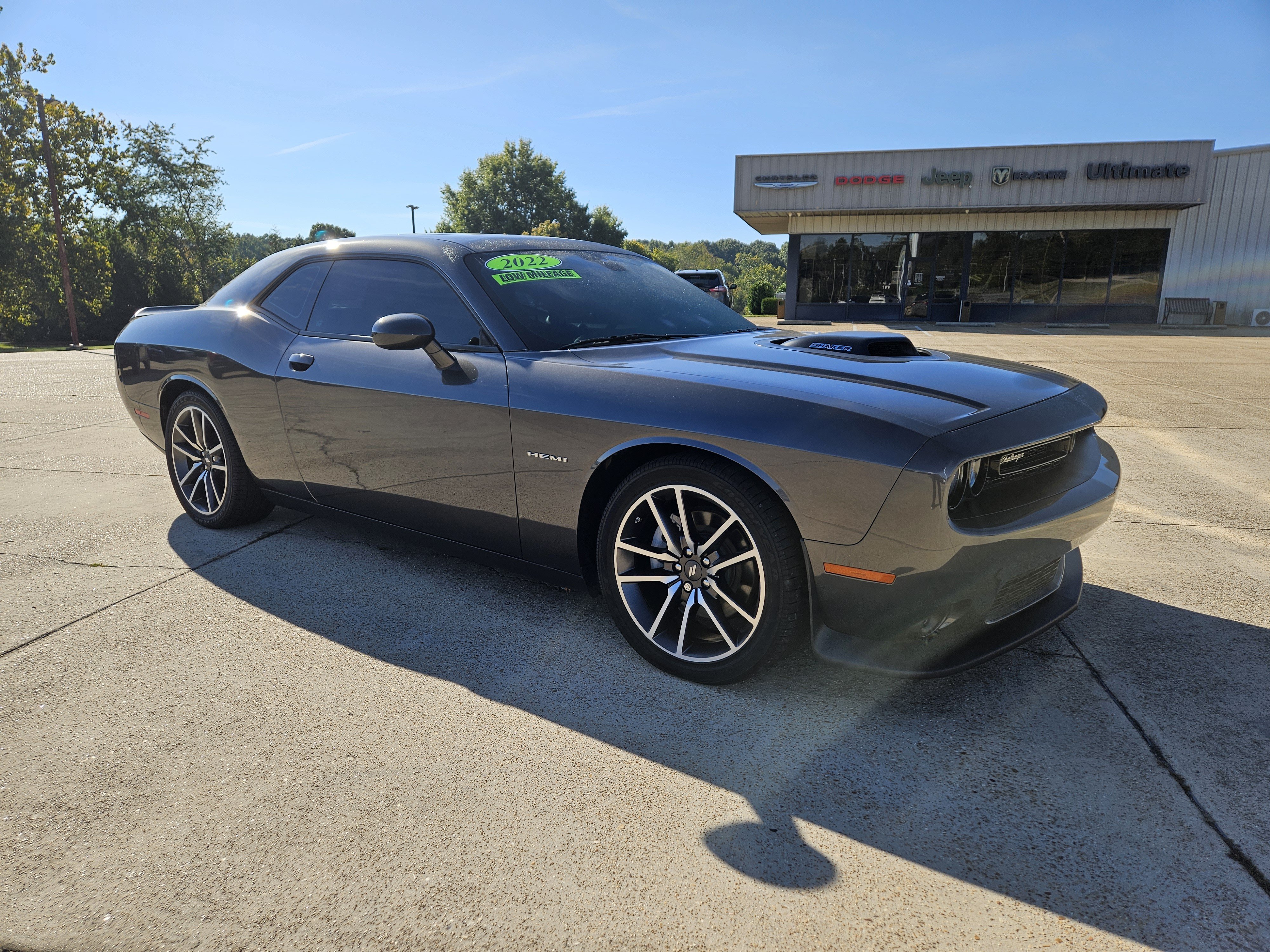 Used 2022 Dodge Challenger R/T w/ Plus Package RWD image 8