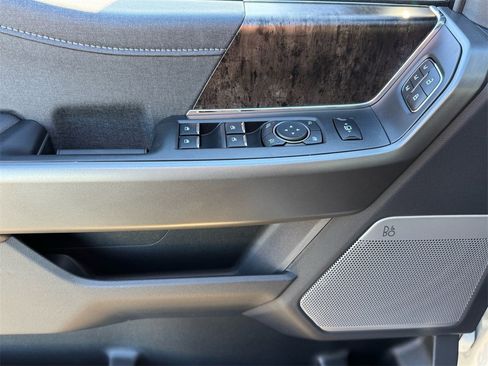 New 2026 Ford F250 Lariat w/ Black Appearance Package image 8