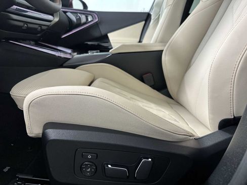 New 2026 BMW X3 xDrive30 image 12