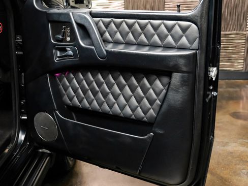 Used 2011 Mercedes-Benz G 550 image 49