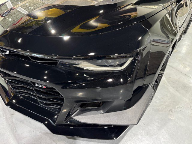 Used 2018 Chevrolet Camaro ZL1 RWD image 27