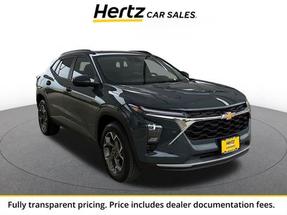 Used 2025 Chevrolet Trax LT