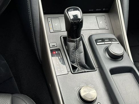 Used 2017 Lexus IS 300 AWD image 20