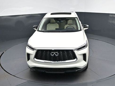 Used 2023 INFINITI QX60 Luxe w/ Vision Package FWD image 39
