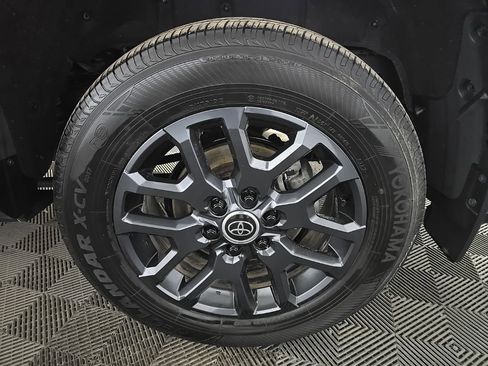 Used 2024 Toyota Sequoia Platinum AWD/4WD image 14
