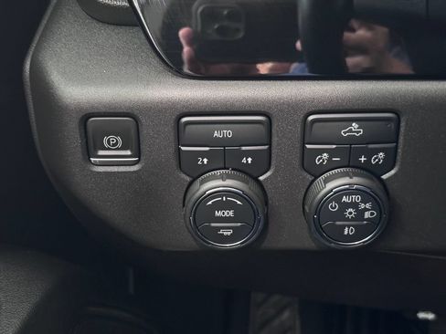 Certified 2023 Chevrolet Silverado 1500 RST AWD/4WD image 23