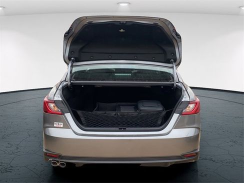 New 2026 Toyota Camry SE image 10