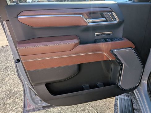 Certified 2024 GMC Sierra 1500 Denali Ultimate image 10