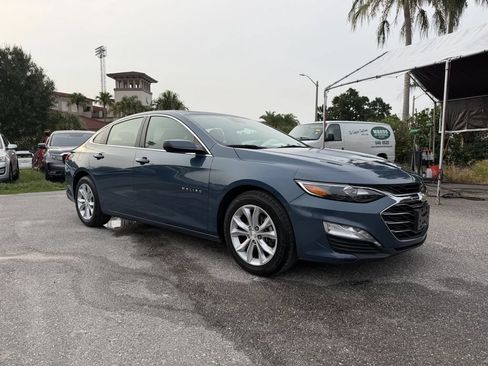 Used 2024 Chevrolet Malibu LT FWD image 2