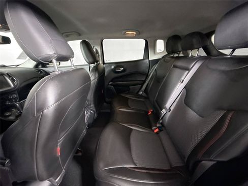 Used 2021 Jeep Compass Trailhawk AWD/4WD image 30