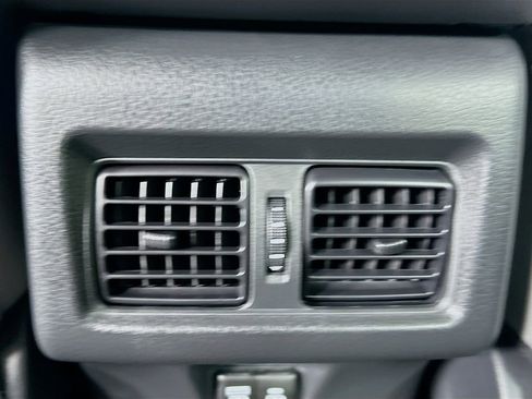 Used 2025 Toyota Camry SE image 25