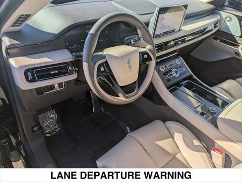 Used 2023 Lincoln Aviator Reserve w/ Equipment Group 201A AWD/4WD image 12