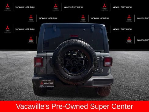 Used 2022 Jeep Wrangler Unlimited Sport AWD/4WD image 4