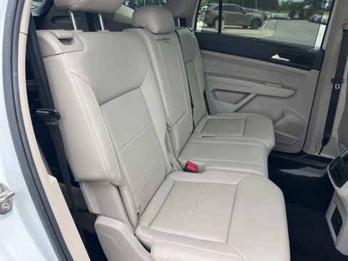 Used 2021 Volkswagen Atlas SE FWD image 38