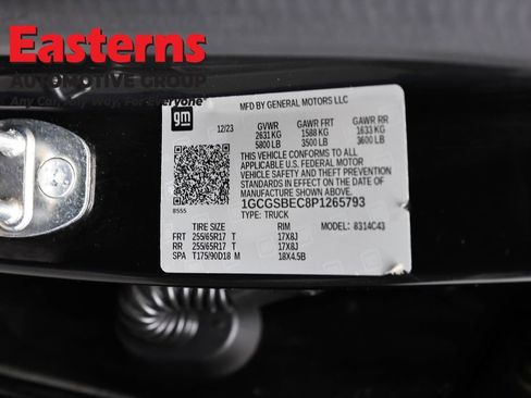 Used 2023 Chevrolet Colorado W/T RWD image 31