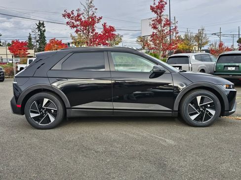 New 2025 Hyundai Ioniq 5 SEL image 8