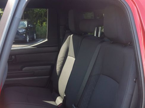 Used 2024 Toyota Tacoma SR5 AWD/4WD image 29