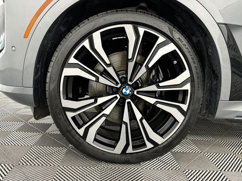 Used 2024 BMW X7 xDrive40i w/ Executive Package AWD/4WD image 37
