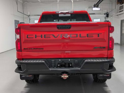 Certified 2023 Chevrolet Silverado 1500 ZR2 w/ Technology Package AWD/4WD image 9