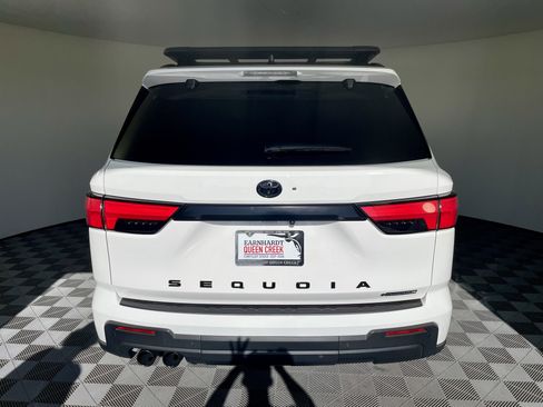Used 2025 Toyota Sequoia TRD Pro AWD/4WD image 4