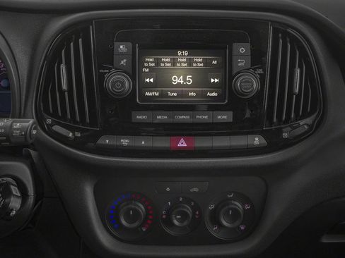 Used 2018 RAM ProMaster City Tradesman SLT image 13