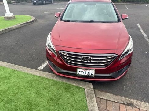 Used 2016 Hyundai Sonata Sport w/ Option Group 1V FWD image 18