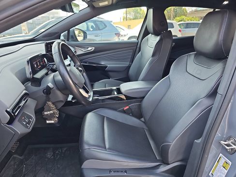 Used 2023 Volkswagen ID.4 Pro S RWD image 16
