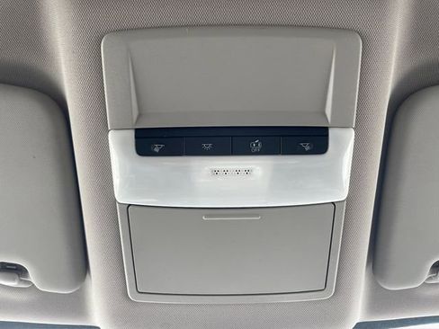 Used 2021 Nissan Rogue S image 22