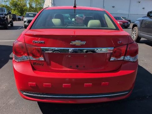 Used 2014 Chevrolet Cruze LT w/ RS Package FWD image 2