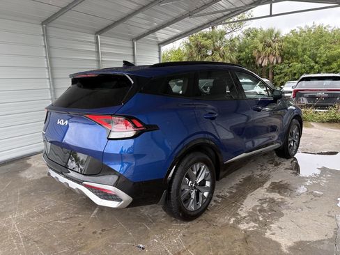 Certified 2025 Kia Sportage SX FWD image 8
