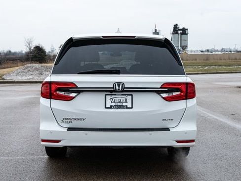 Used 2022 Honda Odyssey Elite image 6
