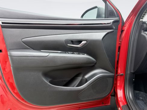 Used 2023 Hyundai Tucson SEL w/ Convenience Package image 9