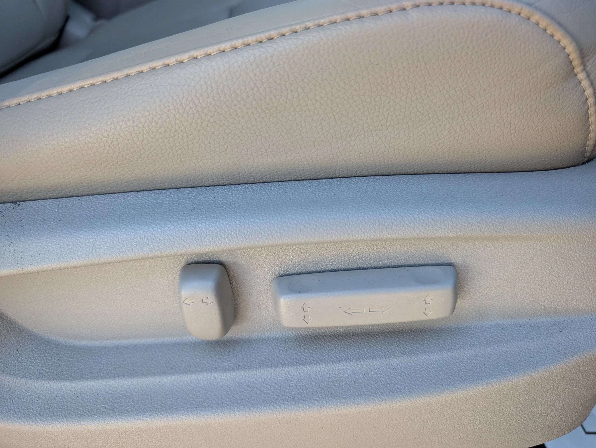Used 2015 Acura MDX w/ Technology Package FWD image 43
