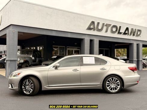Used 2016 Lexus LS 460 w/ Comfort Package RWD image 4