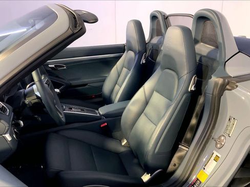 Used 2025 Porsche 718 Boxster S image 5