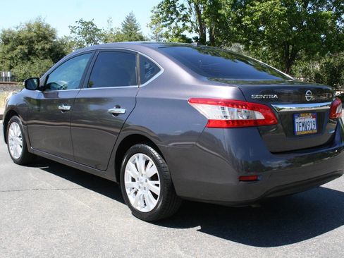 Used 2014 Nissan Sentra SL image 8