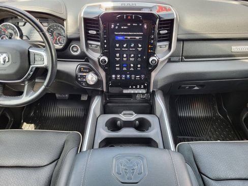 Used 2021 RAM 1500 Laramie AWD/4WD image 16