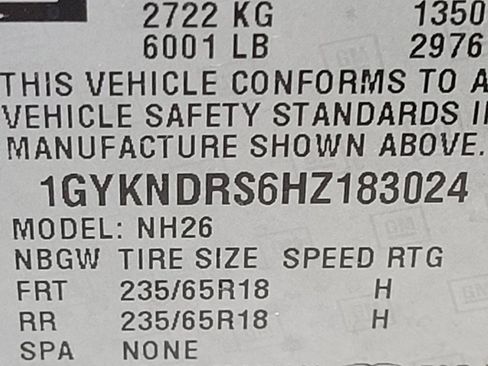 Used 2017 Cadillac XT5 Luxury w/ Driver Awareness Package AWD/4WD image 33