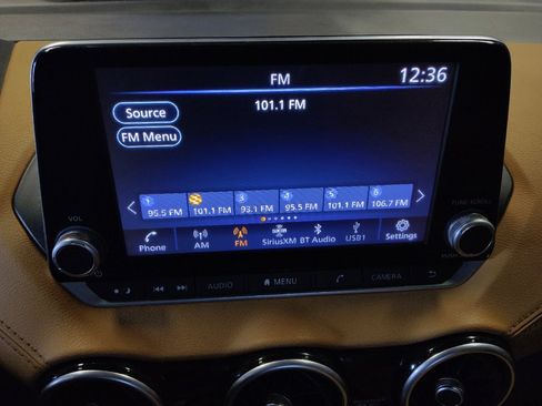 Used 2022 Nissan Sentra SV w/ SV Premium Package FWD image 25