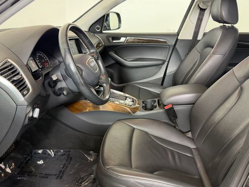 Used 2017 Audi Q5 2.0T Premium Plus w/ Technology Package AWD/4WD image 5