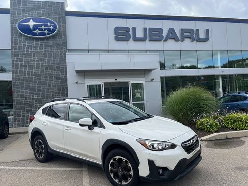Used 2021 Subaru Crosstrek 2.0i Premium w/ Moonroof Package AWD/4WD image 1