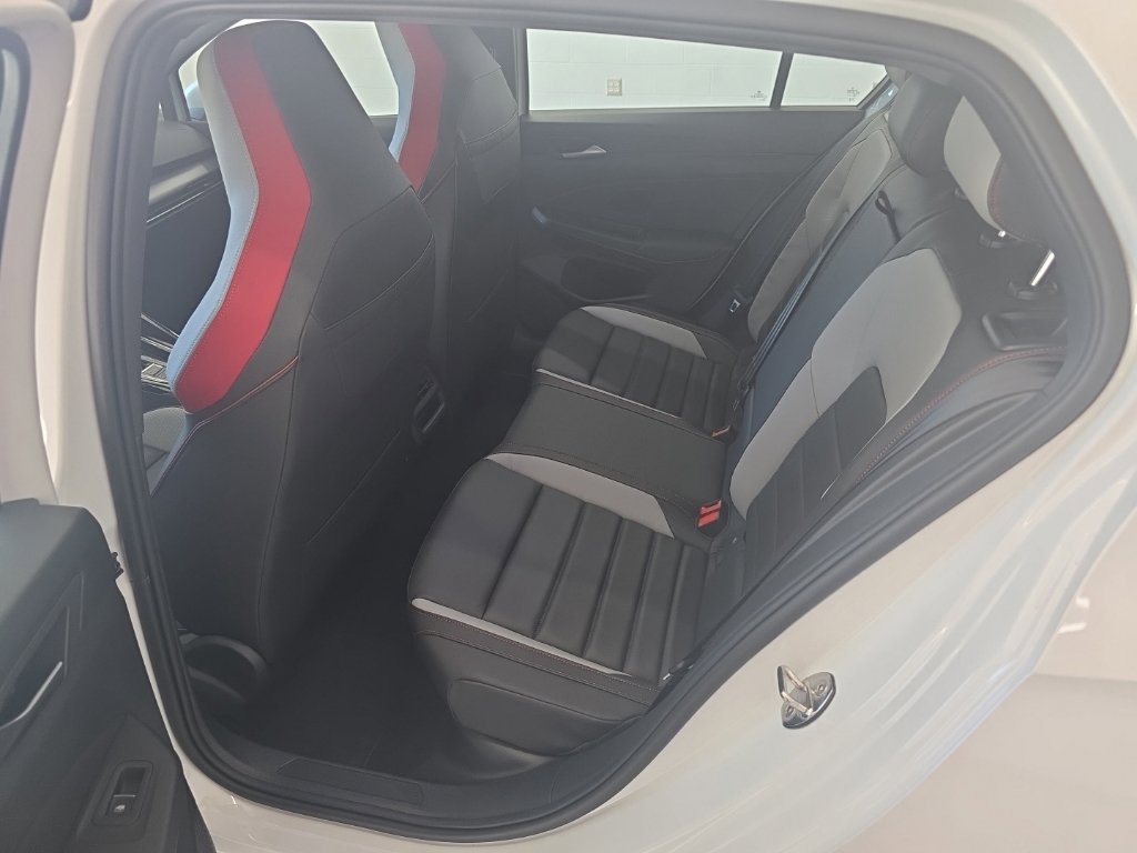 New 2026 Volkswagen GTI SE FWD image 19